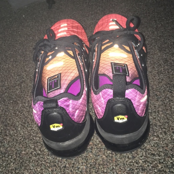 Vapor Max - Picture 3 of 7